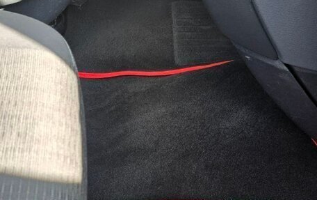 Volkswagen Multivan T6 рестайлинг, 2017 год, 4 000 000 рублей, 15 фотография