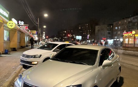 Lexus IS II рестайлинг 2, 2007 год, 1 180 000 рублей, 17 фотография