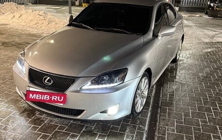 Lexus IS II рестайлинг 2, 2007 год, 1 180 000 рублей, 26 фотография