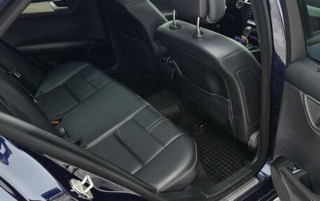 Mercedes-Benz C-Класс, 2012 год, 1 400 000 рублей, 13 фотография