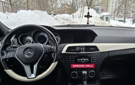 Mercedes-Benz C-Класс, 2012 год, 1 400 000 рублей, 9 фотография