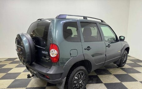 Chevrolet Niva I рестайлинг, 2018 год, 895 000 рублей, 6 фотография