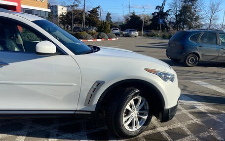 Infiniti FX II, 2009 год, 1 250 000 рублей, 21 фотография