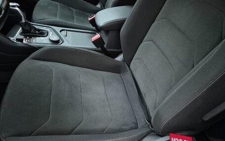 Volkswagen Tiguan II, 2018 год, 2 590 000 рублей, 8 фотография