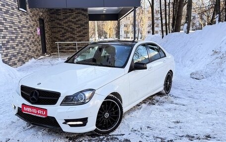 Mercedes-Benz C-Класс, 2012 год, 1 199 000 рублей, 1 фотография