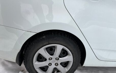 Hyundai Solaris II рестайлинг, 2013 год, 750 000 рублей, 13 фотография