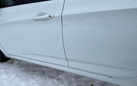 Hyundai Solaris II рестайлинг, 2013 год, 750 000 рублей, 18 фотография