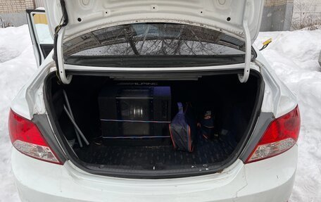 Hyundai Solaris II рестайлинг, 2013 год, 750 000 рублей, 11 фотография