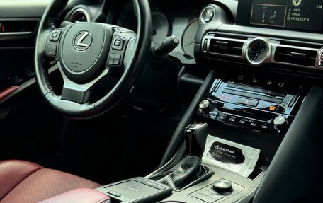 Lexus IS III, 2020 год, 4 100 000 рублей, 8 фотография