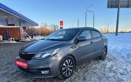 KIA Rio III рестайлинг, 2017 год, 990 000 рублей, 5 фотография