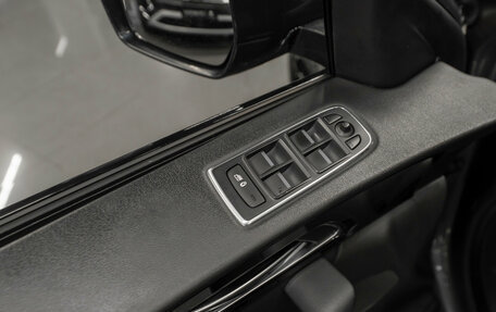 Jaguar F-Pace, 2018 год, 2 430 000 рублей, 15 фотография