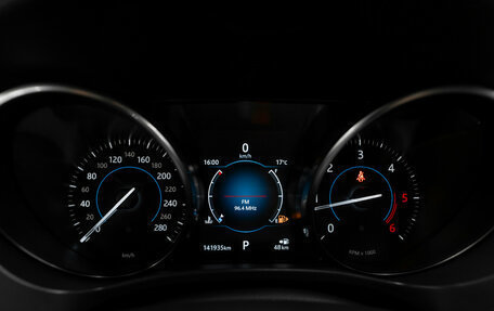 Jaguar F-Pace, 2018 год, 2 430 000 рублей, 11 фотография