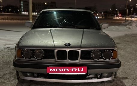 BMW 5 серия, 1989 год, 330 000 рублей, 2 фотография