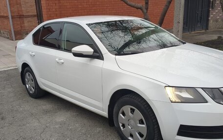 Skoda Octavia, 2017 год, 1 300 000 рублей, 3 фотография