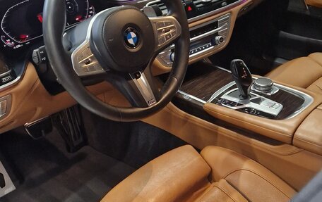 BMW 7 серия, 2019 год, 5 950 000 рублей, 7 фотография