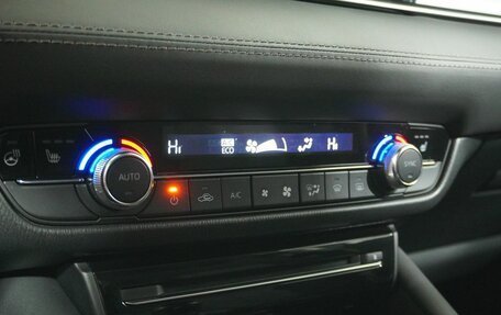 Mazda 6, 2019 год, 2 298 000 рублей, 13 фотография