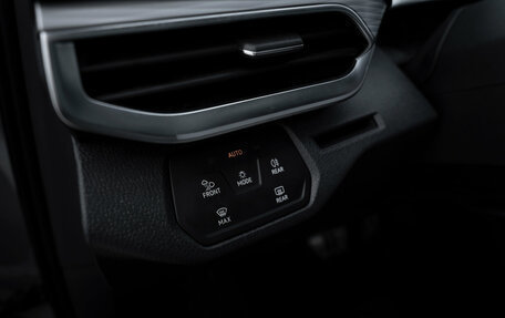 Volkswagen ID.4, 2022 год, 3 200 000 рублей, 23 фотография