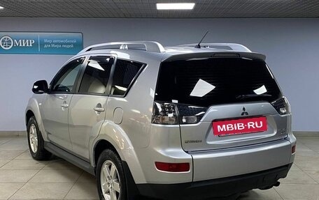 Mitsubishi Outlander III рестайлинг 3, 2008 год, 913 000 рублей, 7 фотография