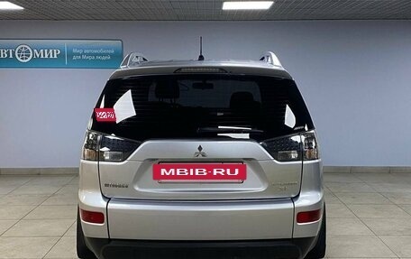 Mitsubishi Outlander III рестайлинг 3, 2008 год, 913 000 рублей, 6 фотография