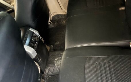 Toyota Land Cruiser Prado 150 рестайлинг 2, 2010 год, 2 520 000 рублей, 10 фотография