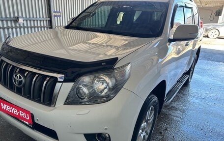 Toyota Land Cruiser Prado 150 рестайлинг 2, 2010 год, 2 520 000 рублей, 13 фотография