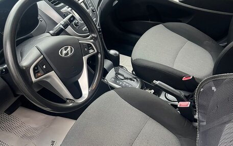 Hyundai Solaris II рестайлинг, 2014 год, 900 000 рублей, 1 фотография