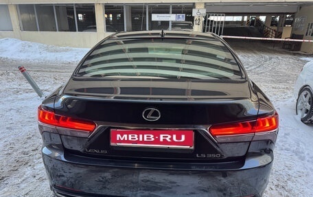 Lexus LS IV, 2018 год, 4 000 000 рублей, 6 фотография