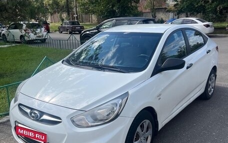 Hyundai Solaris II рестайлинг, 2014 год, 900 000 рублей, 7 фотография