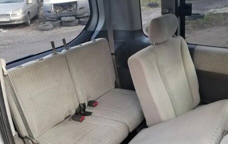 Honda Mobilio I, 2003 год, 420 000 рублей, 5 фотография