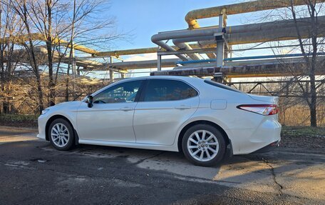Toyota Camry, 2021 год, 3 000 000 рублей, 3 фотография