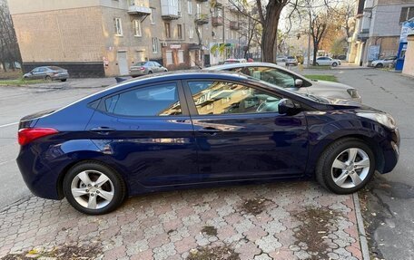 Hyundai Elantra V, 2012 год, 1 350 000 рублей, 3 фотография