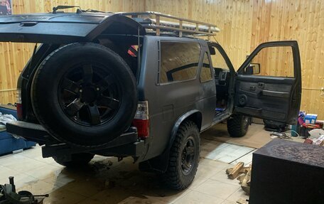 Nissan Terrano II рестайлинг, 1993 год, 530 000 рублей, 3 фотография