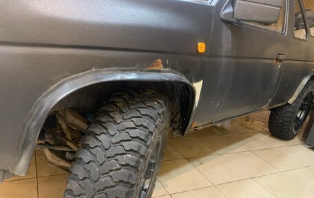 Nissan Terrano II рестайлинг, 1993 год, 530 000 рублей, 9 фотография