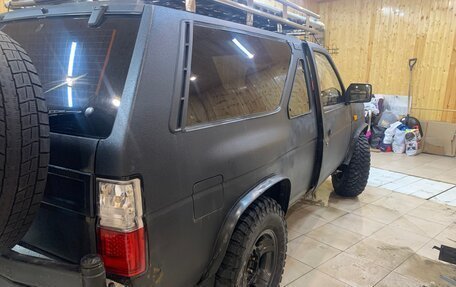 Nissan Terrano II рестайлинг, 1993 год, 530 000 рублей, 8 фотография