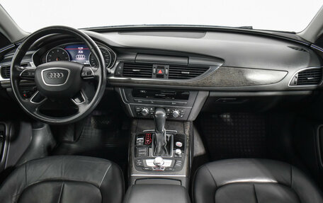 Audi A6, 2018 год, 1 799 000 рублей, 13 фотография