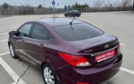 Hyundai Solaris II рестайлинг, 2013 год, 970 000 рублей, 5 фотография