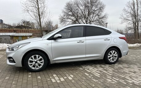 Hyundai Solaris II рестайлинг, 2018 год, 1 150 000 рублей, 8 фотография
