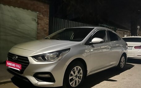 Hyundai Solaris II рестайлинг, 2018 год, 1 150 000 рублей, 2 фотография