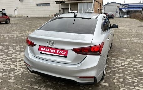 Hyundai Solaris II рестайлинг, 2018 год, 1 150 000 рублей, 3 фотография