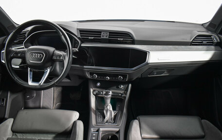 Audi Q3, 2019 год, 2 895 000 рублей, 13 фотография