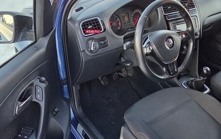 Volkswagen Polo VI (EU Market), 2017 год, 825 000 рублей, 11 фотография