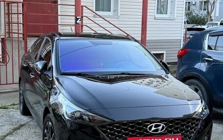 Hyundai Solaris II рестайлинг, 2021 год, 2 100 000 рублей, 13 фотография