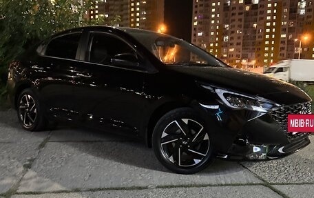 Hyundai Solaris II рестайлинг, 2021 год, 2 100 000 рублей, 11 фотография