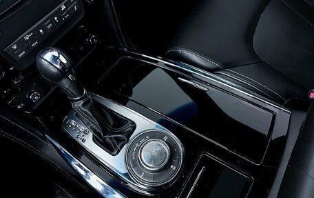 Infiniti QX80 I рестайлинг, 2015 год, 3 400 000 рублей, 21 фотография