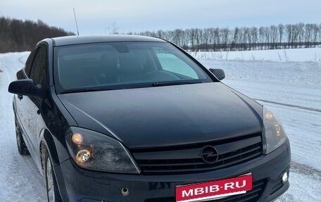 Opel Astra H, 2005 год, 460 000 рублей, 1 фотография