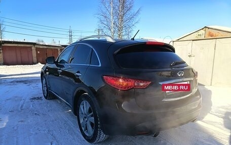 Infiniti QX70, 2016 год, 2 350 000 рублей, 4 фотография