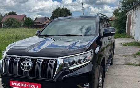 Toyota Land Cruiser Prado 150 рестайлинг 2, 2019 год, 5 630 000 рублей, 4 фотография