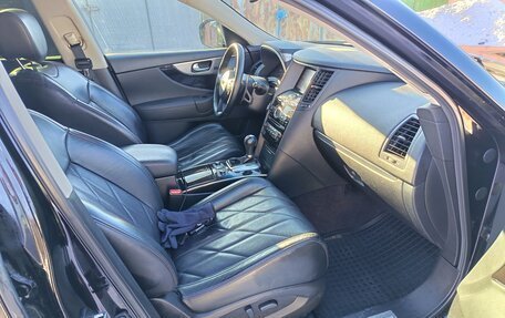 Infiniti QX70, 2016 год, 2 350 000 рублей, 7 фотография