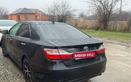 Toyota Camry, 2017 год, 1 570 000 рублей, 2 фотография