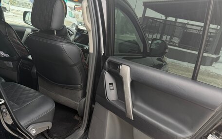 Toyota Land Cruiser Prado 150 рестайлинг 2, 2010 год, 2 700 000 рублей, 4 фотография